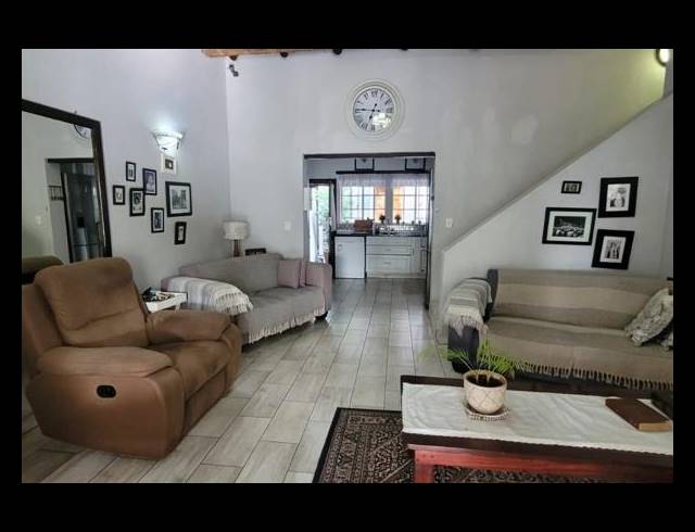 4 BEDROOM FREESTANDING FOR SALE IN ELANDSHAVEN